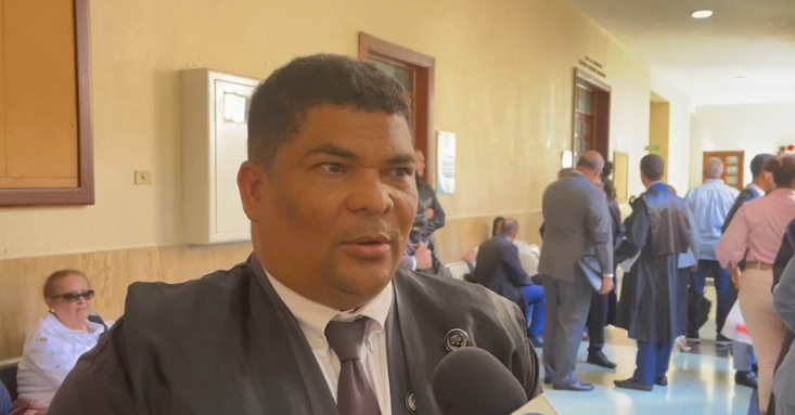 Querellan a Rafael Martínez por presunta estafa de US$40 mil en SeNaSa