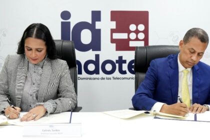 Indotel e Index acuerdan impulsar inclusión digital de la diáspora