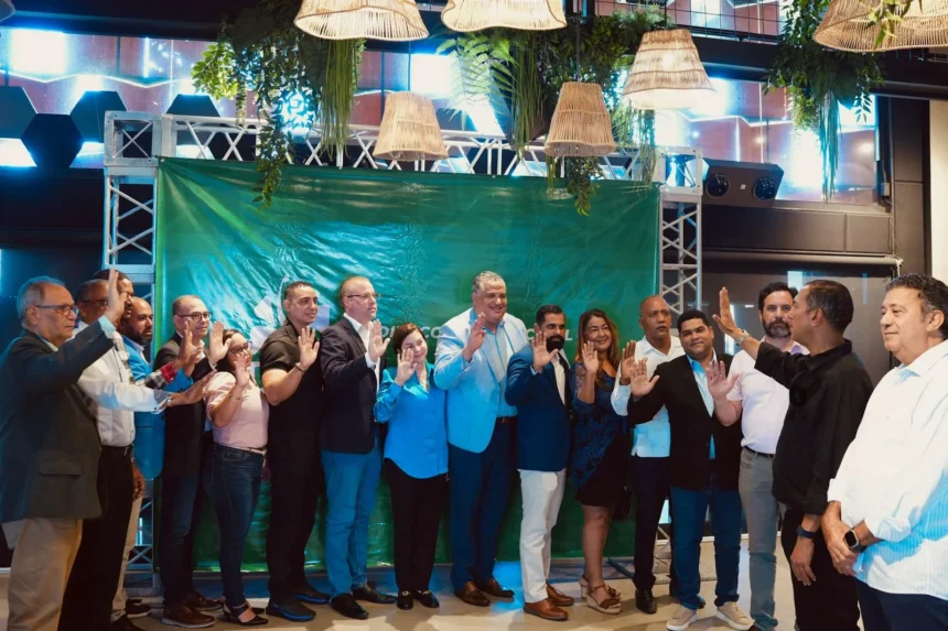 Fuerza del Pueblo renueva directiva municipal en La Vega