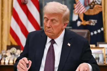 Veinticuatro estados demandan a Trump por aranceles globales