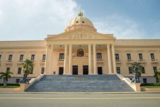 Abinader nombra cuatro viceministros en Industria y Comercio