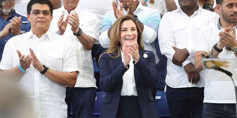 Fellito Suberví destaca liderazgo de Carolina Mejía en el PRM