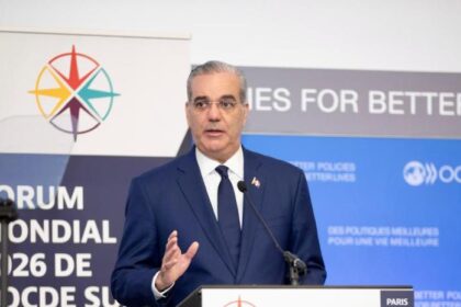 Abinader ratifica ante OCDE lucha anticorrupción en París