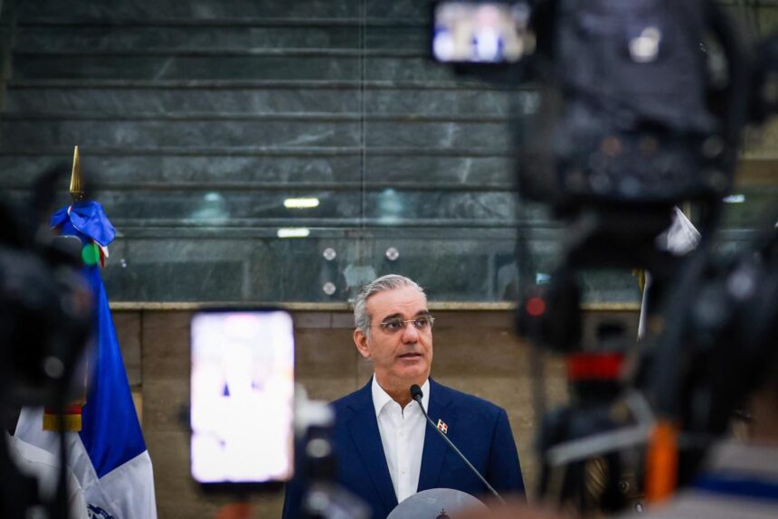 Abinader propone acuerdo nacional ante crisis económica global