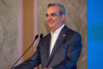 Abinader impulsa obras y nuevo templo en San Luis, Santo Domingo Este