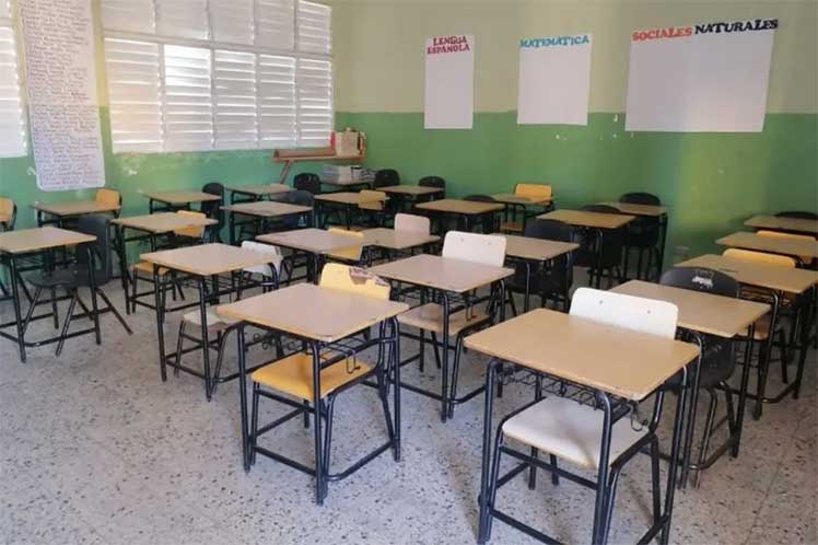 Suspenden clases en Puerto Plata y Espaillat por alerta roja