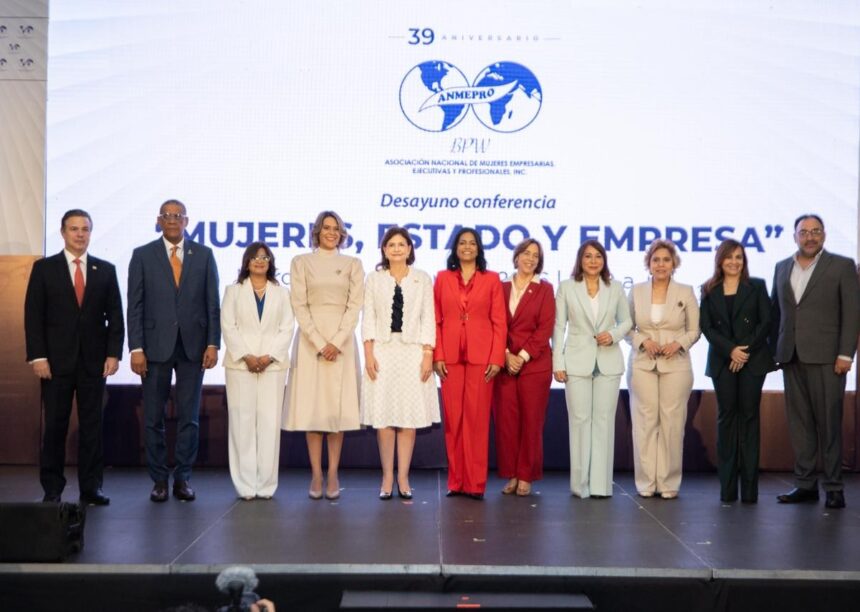 Raquel Peña resalta liderazgo de mujeres en emprendimiento en RD