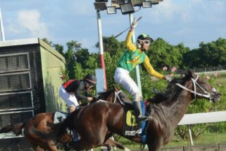 Founder gana Clásico Aniversario y rompe récord de apuestas hípicas