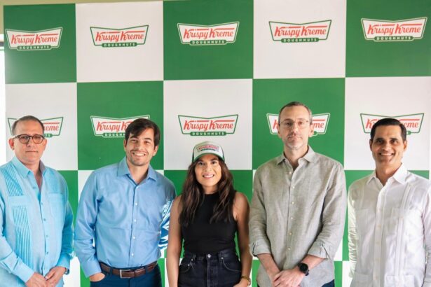 Krispy Kreme inaugura nueva tienda en Santiago, República Dominicana
