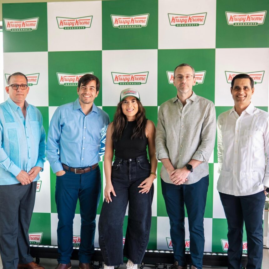 Krispy Kreme inaugura nueva tienda en Santiago, República Dominicana