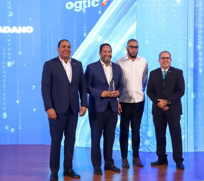 OGTIC reconoce al CONADIS por avances en tecnología inclusiva