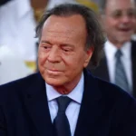 Julio Iglesias demanda a elDiario.es por reportaje archivado