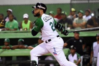 Estrellas Orientales buscan renovar a Robinson Canó para LIDOM