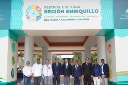 Festival Cultural Enriquillo 2026 concluye con homenajes en Barahona