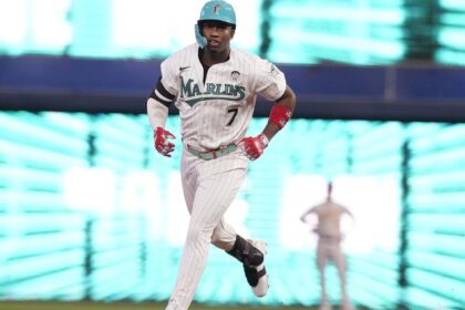 Marlins, Cerveceros y Azulejos brillan en jornada de la MLB