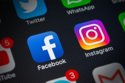 Facebook e Instagram registran caída global este viernes