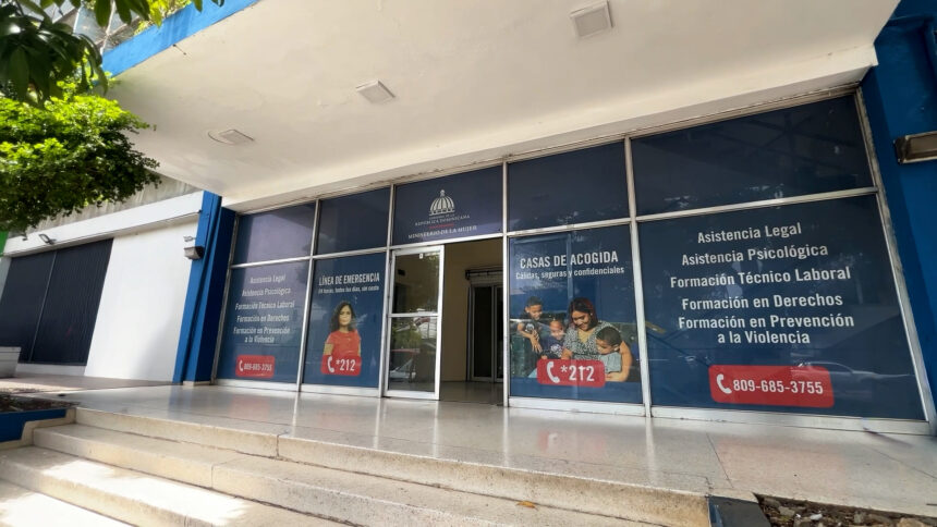 Ministerio de la Mujer pide difundir líneas de ayuda contra violencia