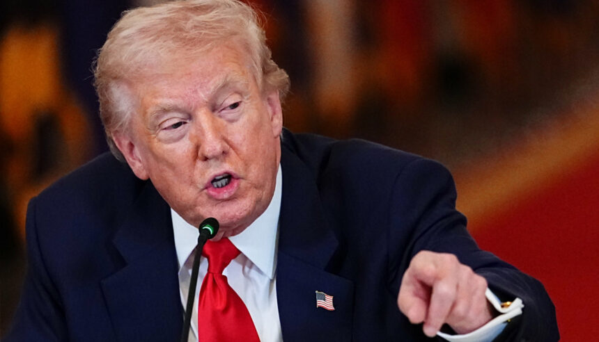 Trump confía en acuerdo con Irán pese a suspensión de diálogo