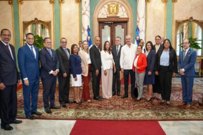 Abinader crea Comité de Salud Mental Penitenciaria y abre tres centros