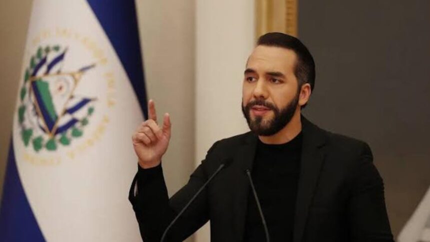 Bukele se inscribe para un tercer mandato sin oposición en El Salvador