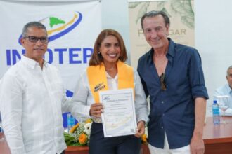 INFOTEP y Procigar certifican 127 técnicos en escuela de tabaco